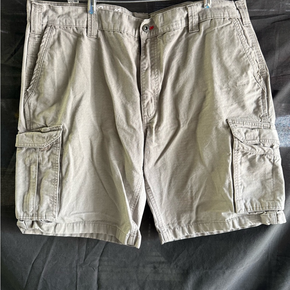 Eddie Bauer Light Brown Cargo Shorts